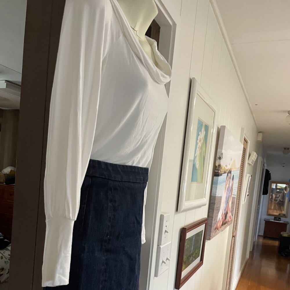 A&F long sleeve white tshirt with deep cowl neck  (NWOT) & JC denim skirt